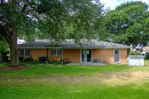 9231 Kostelnik St, Needville, TX 77461 - Photo 25