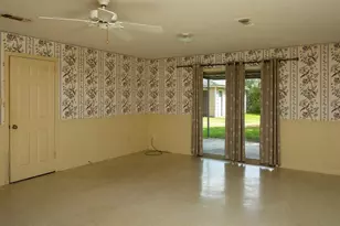 9231 Kostelnik St, Needville, TX 77461 - Photo 5