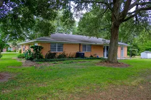 9231 Kostelnik St, Needville, TX 77461 - Photo 23