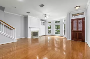 707 W Heights Hollow Ln, Houston, TX 77007 - Photo 11