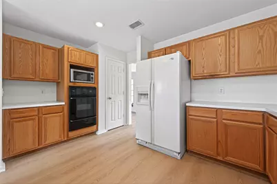 7115 Oak Walk Drive, Humble, TX 77346 - Photo 9