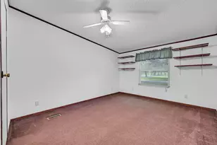 18424 Ave A, Alvin, TX 77511 - Photo 33