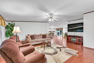 18424 Ave A, Alvin, TX 77511 - Photo 15