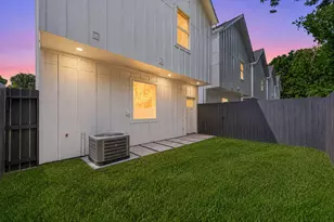 7826 Beckley St, Houston, TX 77088 - Photo 17
