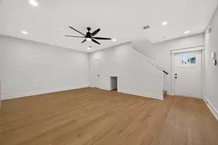 7826 Beckley St, Houston, TX 77088 - Photo 9