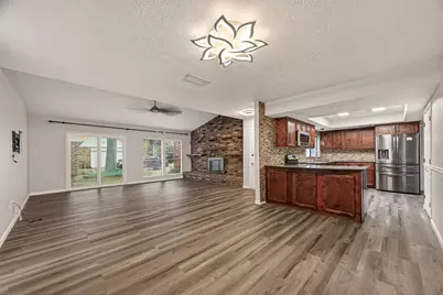 3230 Brookgreen Drive, Houston, TX 77339 - Photo 9
