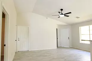 7713 Ellis Dr, Houston, TX 77489 - Photo 5