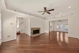 11711 Memorial Dr, Houston, TX 77024 - Photo 5