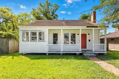 1005 W Orange, Orange, TX 77630 - Photo 1