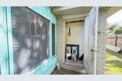6230 Knollwest Drive, Houston, TX 77072 - Photo 43