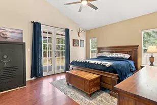 306 Sherwood Forest St, Conroe, TX 77316 - Photo 19