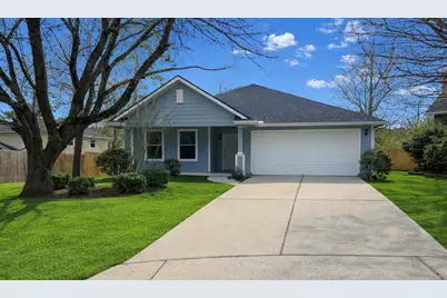 10 Druids Glen Place, The Woodlands, TX 77382 - Photo 1