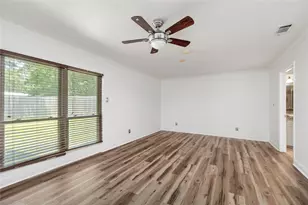 1630 Cypress Ln, Houston, TX 77339 - Photo 19