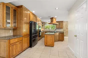 1630 Cypress Ln, Houston, TX 77339 - Photo 11