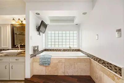 1630 Cypress Lane, Houston, TX 77339 - Photo 25