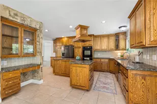 1630 Cypress Ln, Houston, TX 77339 - Photo 13