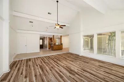 1630 Cypress Lane, Houston, TX 77339 - Photo 9