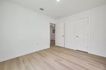 606 Cresline Street, Houston, TX 77076 - Photo 9