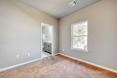 7903 Moon Beam Street #B, Houston, TX 77088 - Photo 11