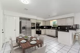 11030 Hayslip Ln, Houston, TX 77041 - Photo 9