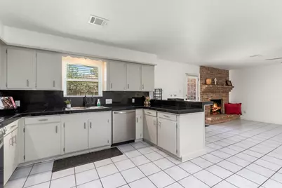 11030 Hayslip Lane, Houston, TX 77041 - Photo 13