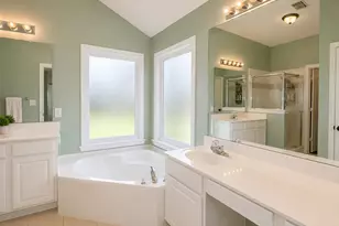 14511 Wadlington Dr, Houston, TX 77044 - Photo 9
