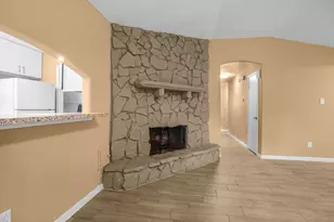 3303 Glen Spring Dr, Houston, TX 77339 - Photo 5