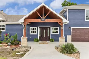 9203 Avenue G, Liverpool, TX 77577 - Photo 1