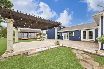 9203 Avenue G, Liverpool, TX 77577 - Photo 33
