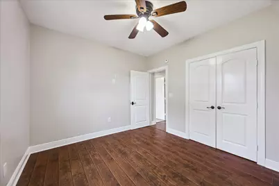 9203 Avenue G, Liverpool, TX 77577 - Photo 25