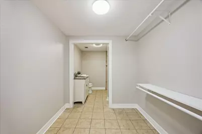 9203 Avenue G, Liverpool, TX 77577 - Photo 17