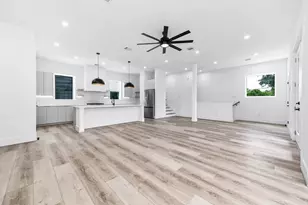 319 N Nagle St, Houston, TX 77003 - Photo 19