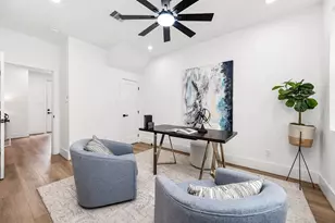 319 N Nagle St, Houston, TX 77003 - Photo 13