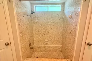 3247 Little Bear Dr, Houston, TX 77339 - Photo 11