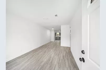 1610 Crestdale Drive #3, Houston, TX 77080 - Photo 11