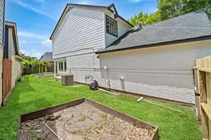 12847 Ashford Knoll Dr, Houston, TX 77082 - Photo 29