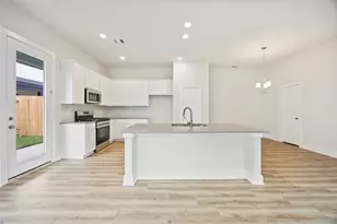 3014 La Rambla Dr, Houston, TX 77047 - Photo 5