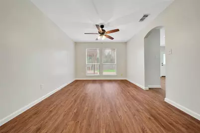 1427 Redwood Village Circle, Spring, TX 77386 - Photo 13