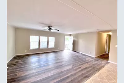 11720 W Small Oak Lane, Willis, TX 77378 - Photo 9