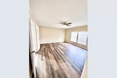 11720 W Small Oak Lane, Willis, TX 77378 - Photo 13