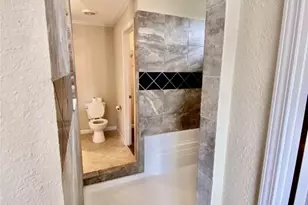 11720 W Small Oak Ln, Willis, TX 77378 - Photo 21