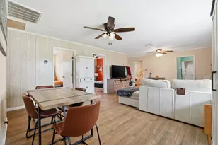 2117 Estate Dr, Deer Park, TX 77536 - Photo 5