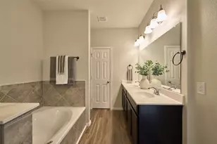 2214 Timberland Country Ct, Conroe, TX 77304 - Photo 35