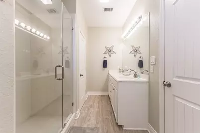 4018 Fort Bend Drive, Galveston, TX 77554 - Photo 23