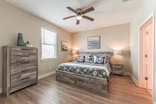 4018 Fort Bend Dr, Galveston, TX 77554 - Photo 17