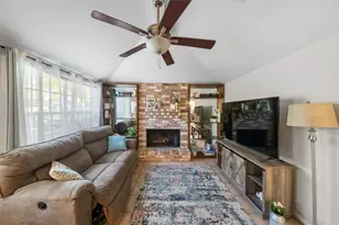 2718 Longleaf Pines Dr, Kingwood, TX 77339 - Photo 7