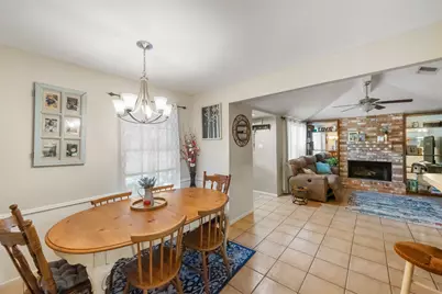 2718 Longleaf Pines Drive, Kingwood, TX 77339 - Photo 11