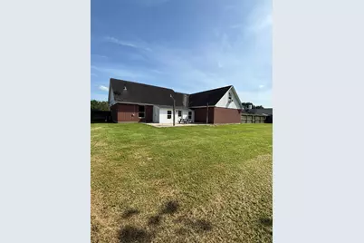 211 Oaks Grande Drive, Baytown, TX 77523 - Photo 17