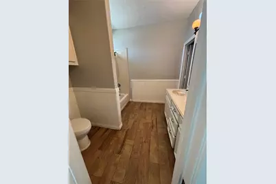 211 Oaks Grande Drive, Baytown, TX 77523 - Photo 9