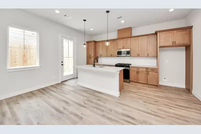 6519 Old Olive Tree Drive, Houston, TX 77091 - Photo 11